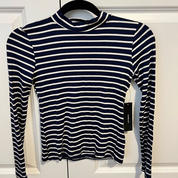 Lula Navy Striped Top - Picture 8 of 9